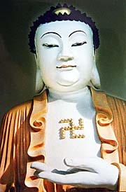 'Chinese Buddha' by Asienreisender